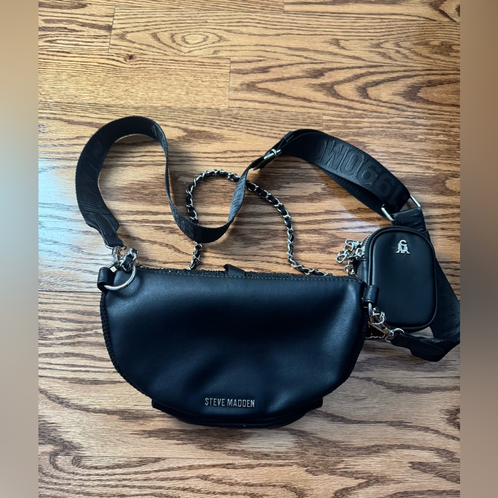 Steve Madden Black Crossbody Bag with Chain Accents - Picture 11 of 11